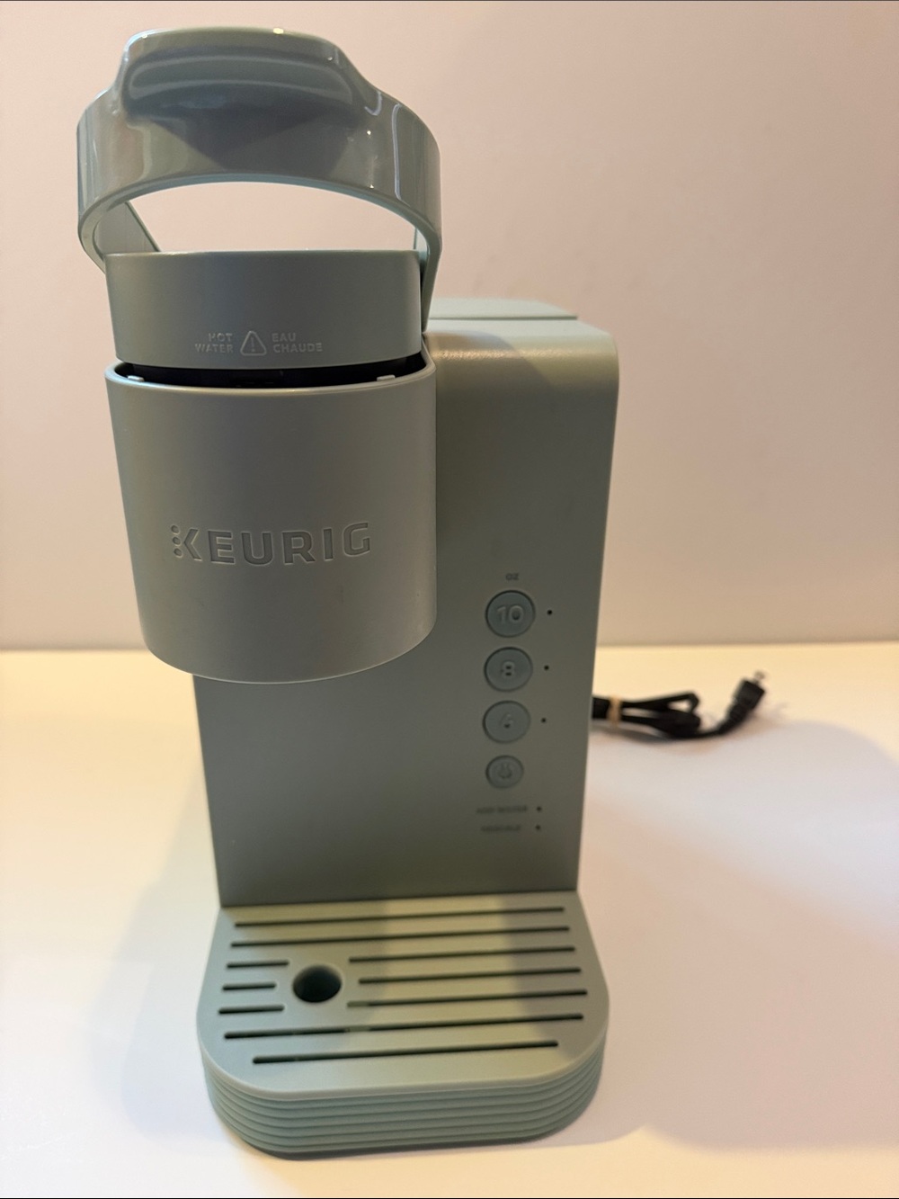 Keurig Single-Serve Coffee Maker in Grey/ light blue